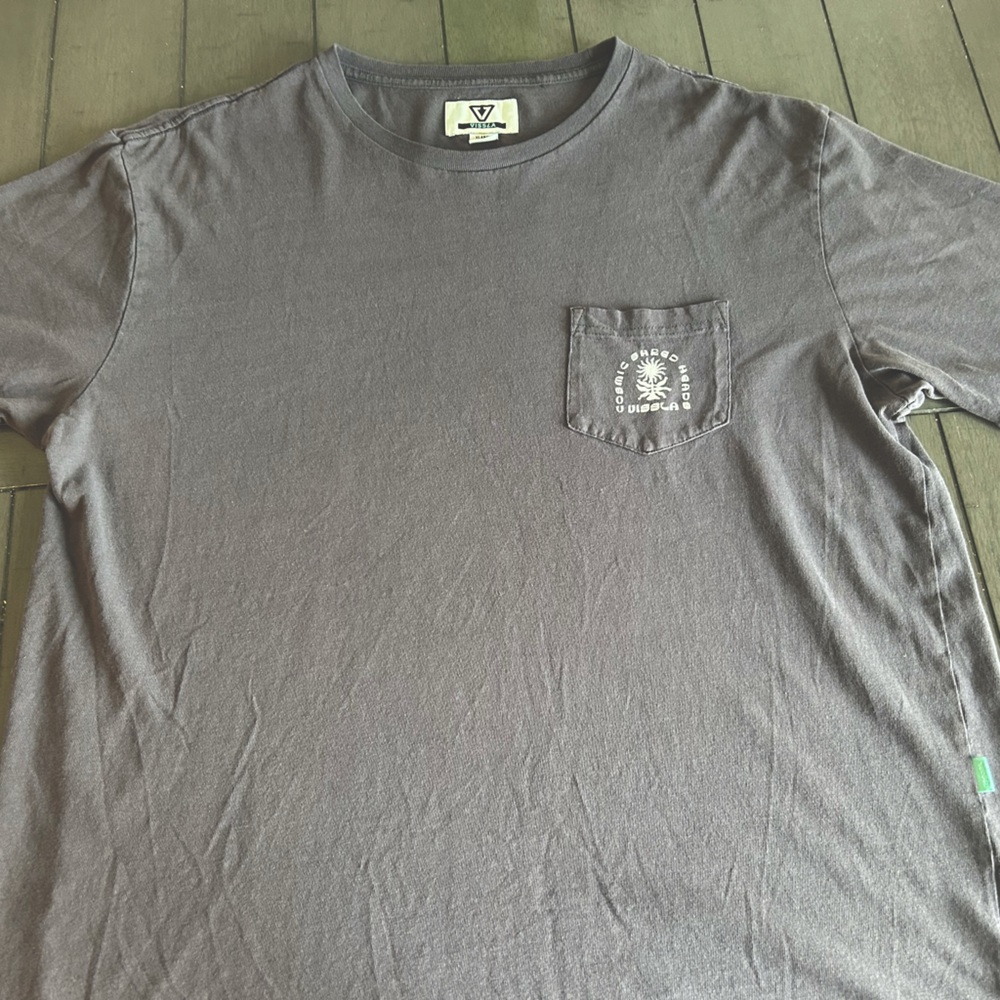 VISSLA Gray Short Sleeve Tee Casual Crew Neck